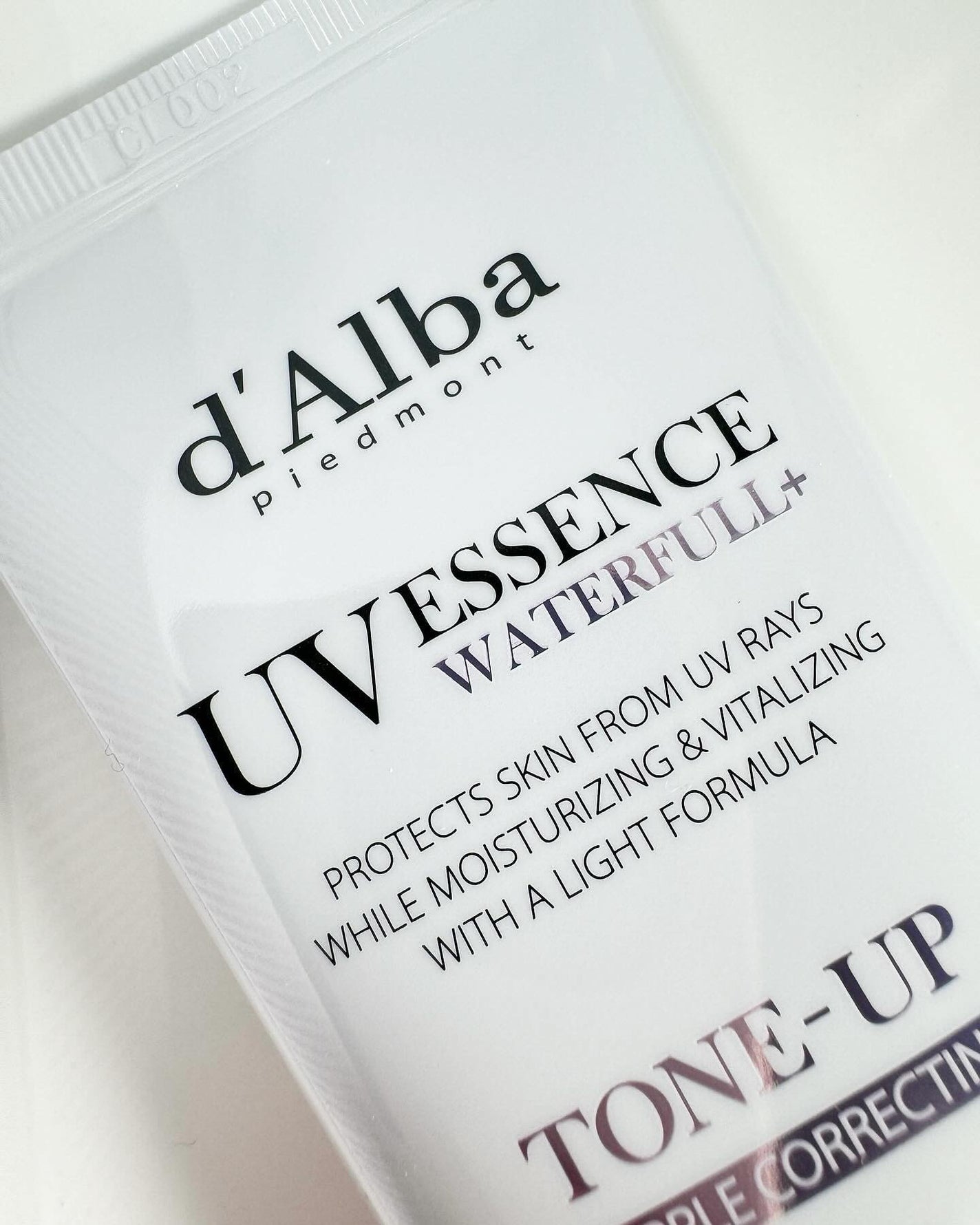 ダルバ ウォータフル トーンアップ サンクリーム(パープル)/ダルバ/日焼け止めクリームを使ったクチコミ(4枚目)