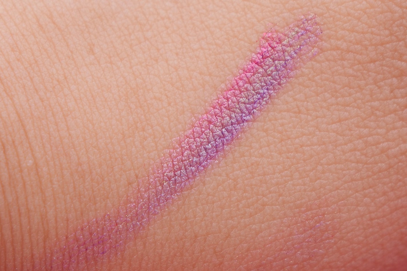 UR GLAM MARBLE EYESHADOW/U R GLAM/単色アイシャドウを使ったクチコミ(2枚目)