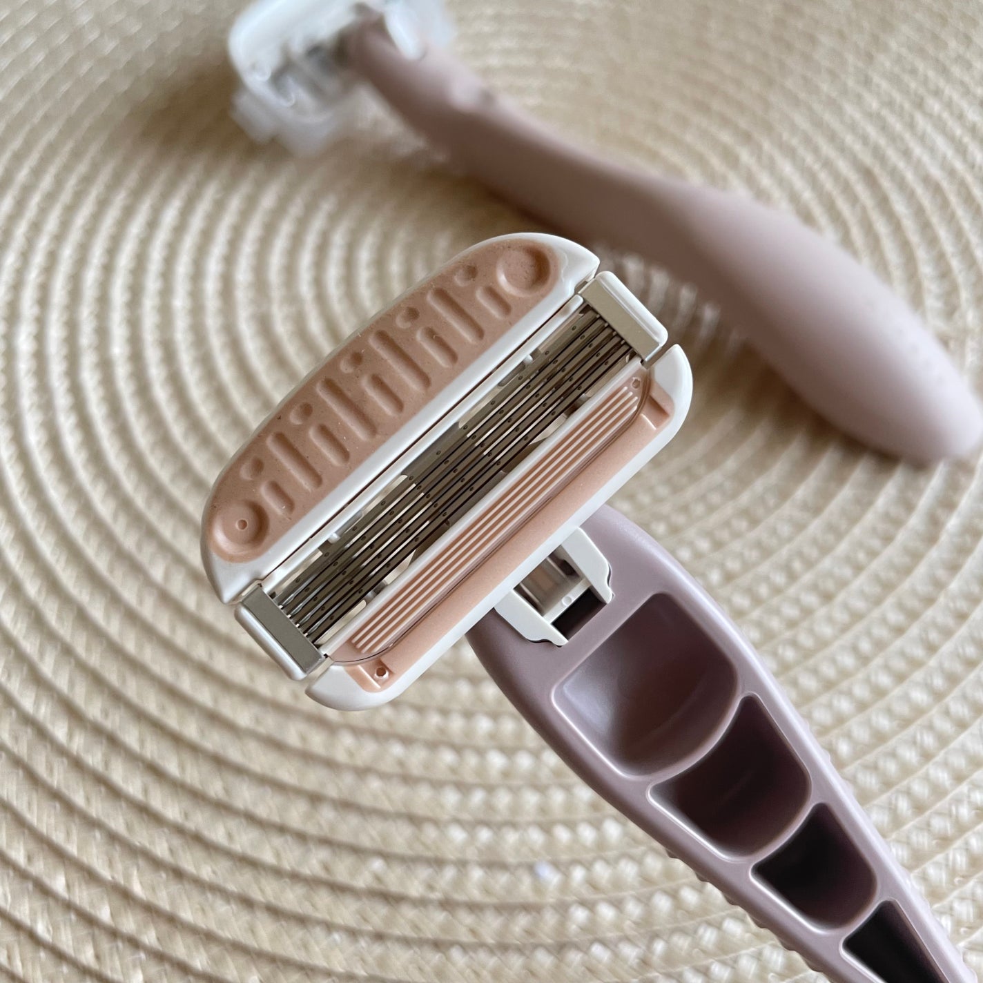 miness ボディ用カミソリ 替刃2個付/貝印/シェーバーを使ったクチコミ(5枚目)