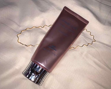 【ミルボン ヘアトリートメント】

100ｇ2000円（税別）

甘い香りに癒されます◎

【使用方法】
タオルドライ後に 適量手に取り 手のひらでよく伸ばして 毛先から髪の毛全体に馴染ませる。
その