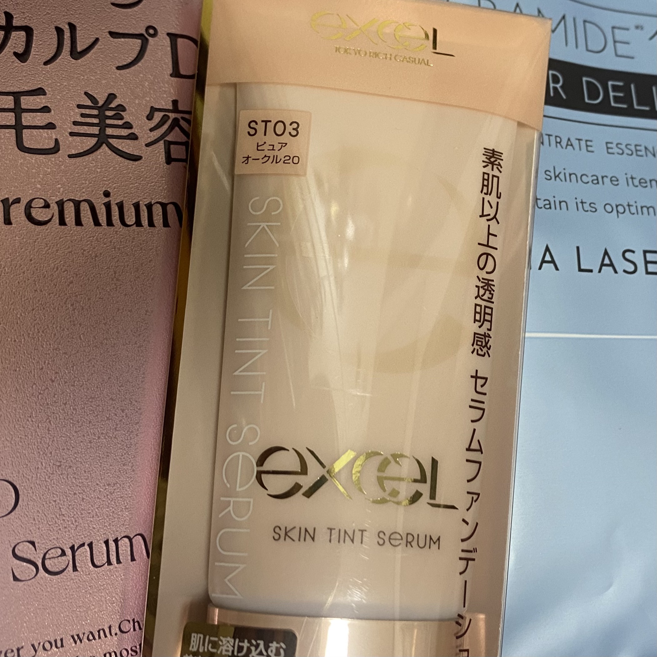 スキンティントセラム ST03 ピュアオークル20/excel/リキッドファンデーションを使ったクチコミ（1枚目）