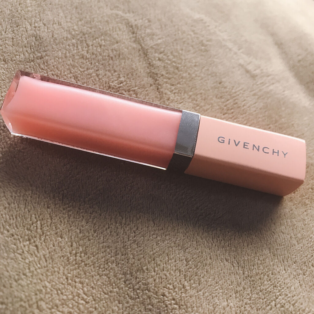 ローズ・パーフェクト・リキッド No.001 パーフェクト・ピンク/GIVENCHY/口紅を使ったクチコミ（1枚目）