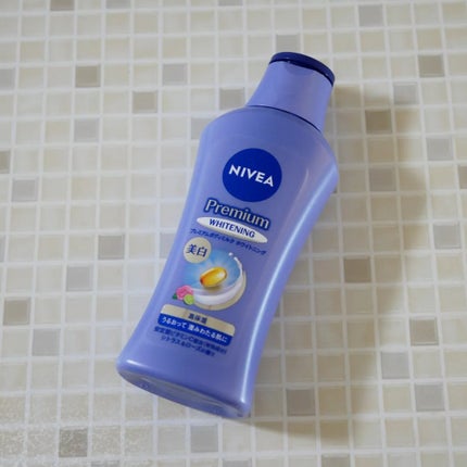 プレミアムボディミルク ホワイトニング【医薬部外品】 /ニベア/ボディミルクを使ったクチコミ(2枚目)