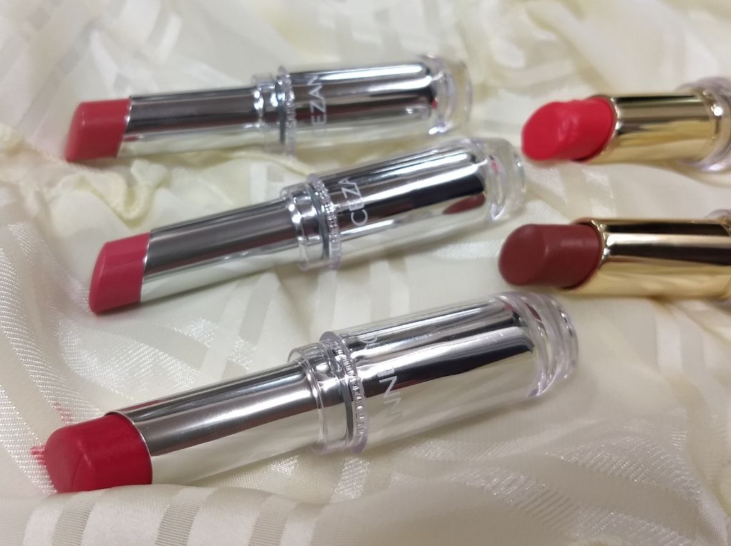 ラスティンググロスリップ/CEZANNE/口紅を使ったクチコミ（2枚目）