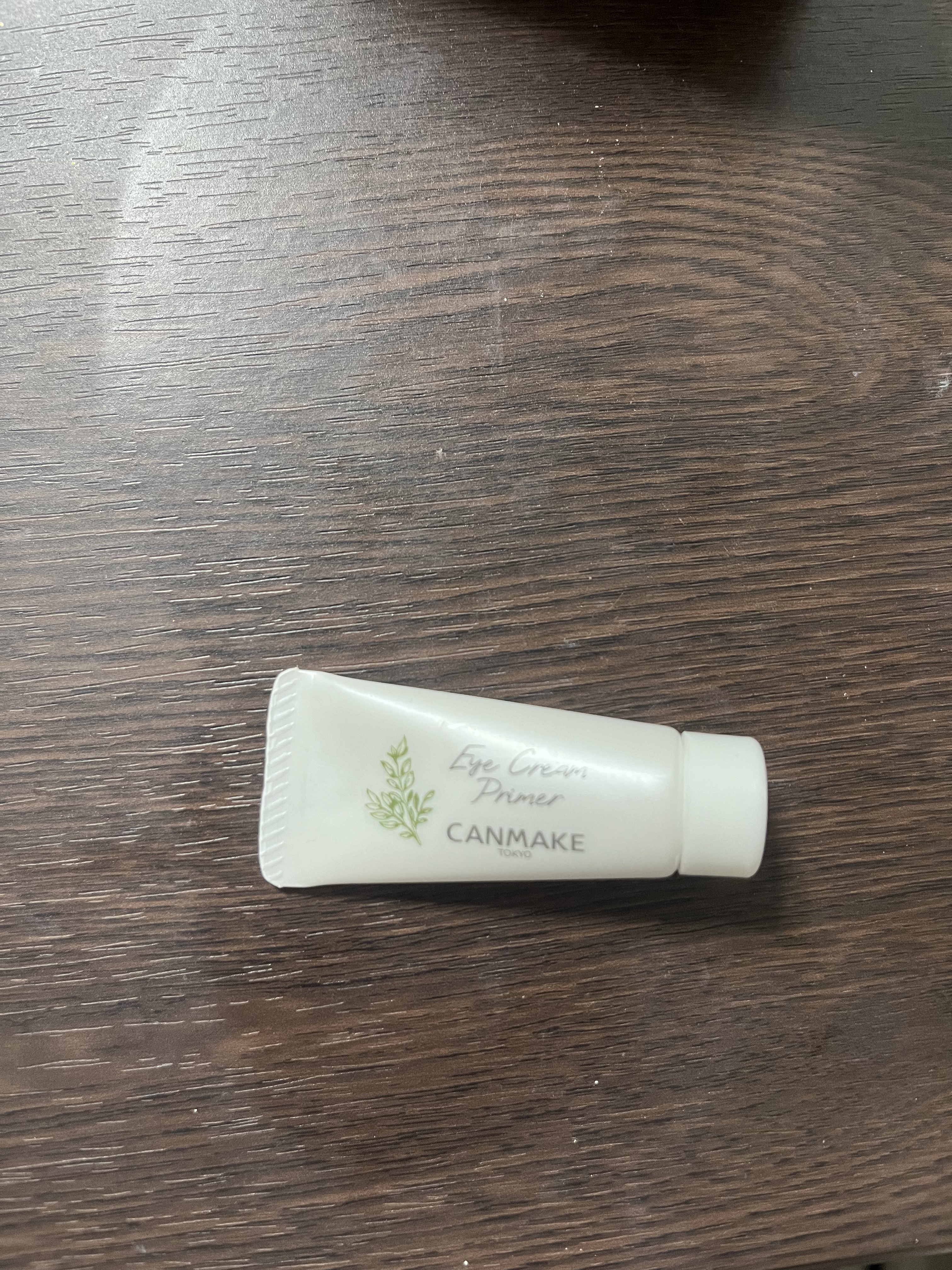 アイクリームプライマー/キャンメイク/アイシャドウベースを使ったクチコミ（1枚目）