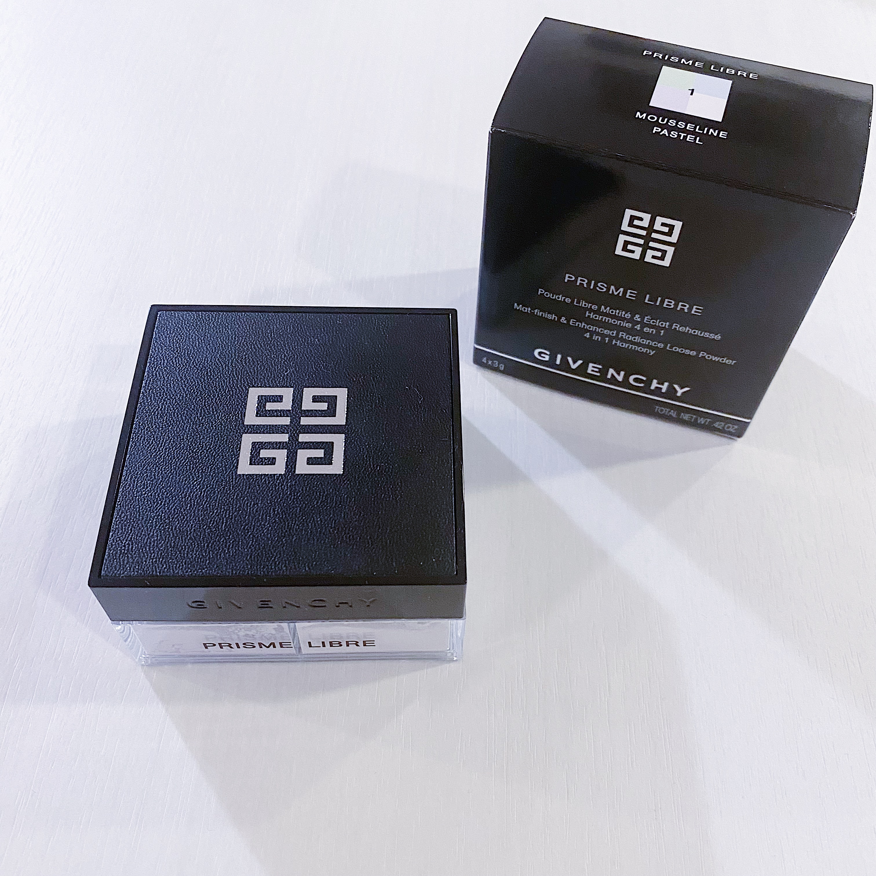 プリズム・リーブル No.1 パステル・シフォン/GIVENCHY/ルースパウダーを使ったクチコミ（2枚目）
