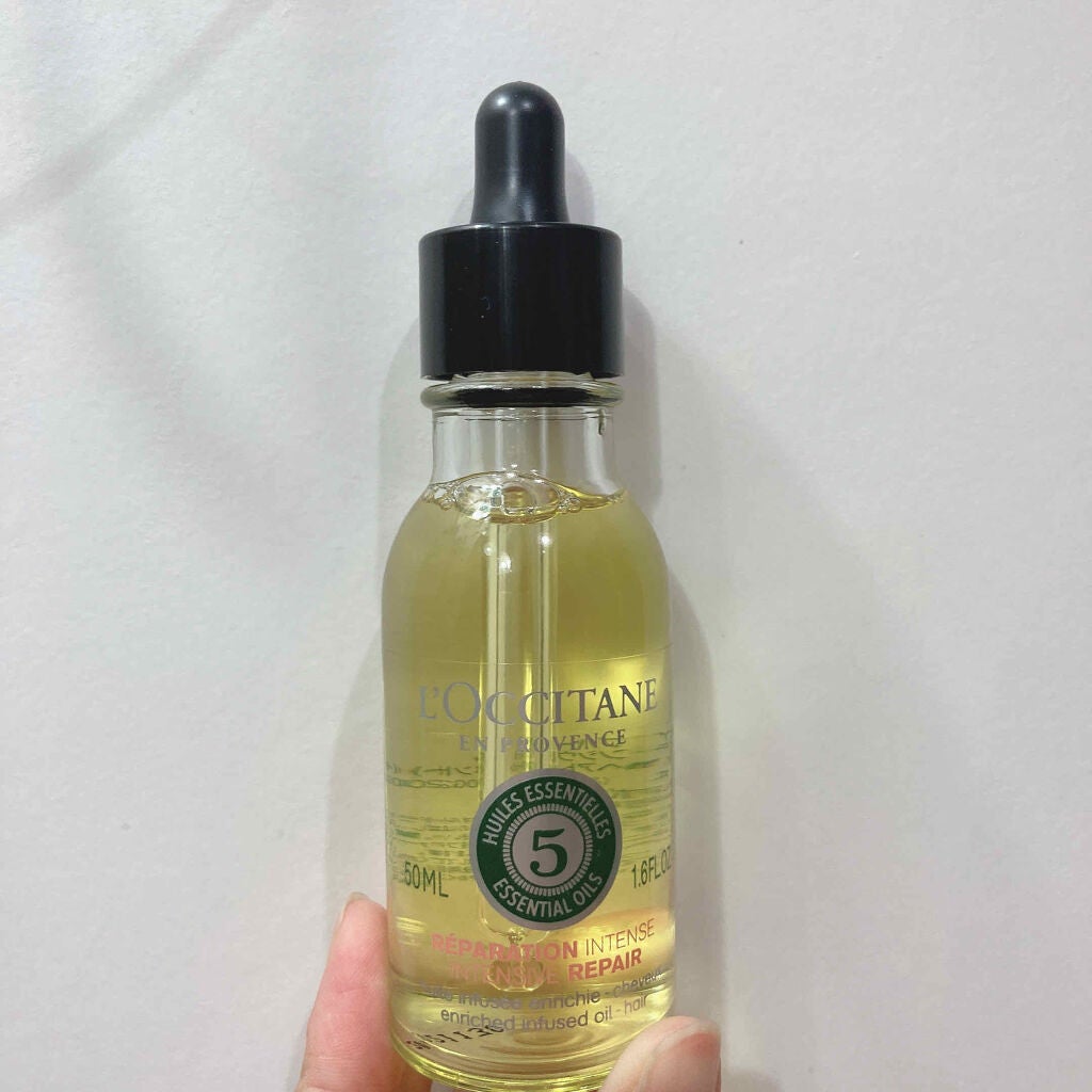 ファイブハーブス リペアリングインテンシヴオイル/L'OCCITANE/ヘアオイルを使ったクチコミ(2枚目)