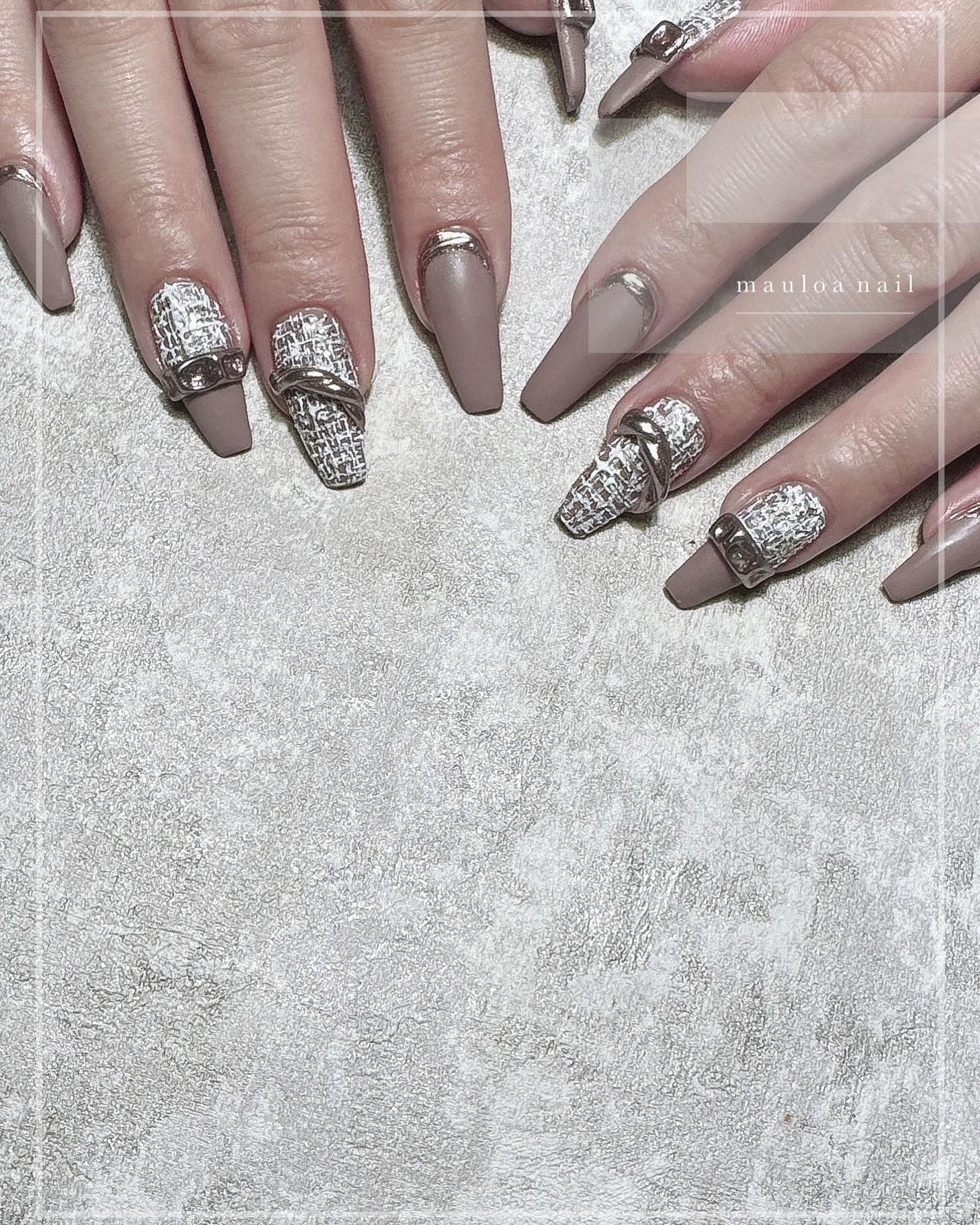 mauloa_nail on LIPS 「・ツイード柄ネイル🤎いつもありがとうございます🥰・ネイルやり方..」(1枚目)