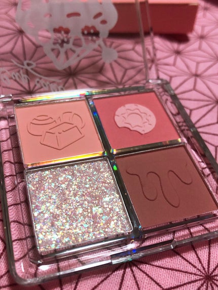 ZEESEAデザートコレクション4カラーアイシャドウパレット #02苺ケーキ/ZEESEA/アイシャドウパレットを使ったクチコミ(3枚目)