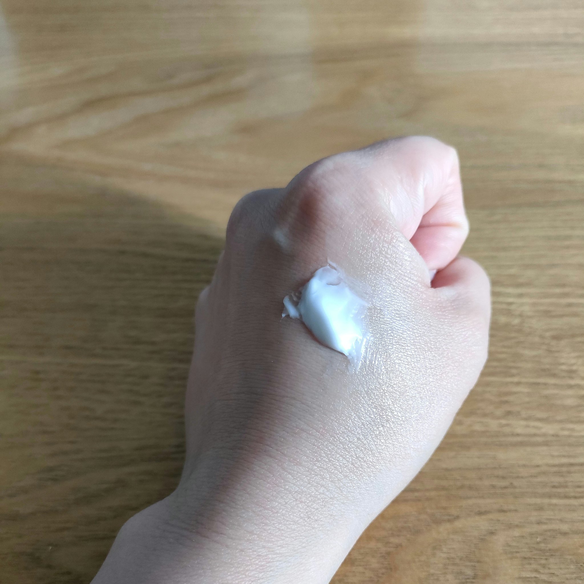 越冬クリームｎ/ビーハニー/ボディクリームを使ったクチコミ（2枚目）