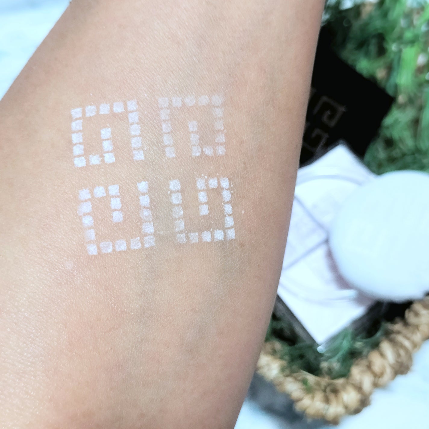 プリズム・リーブル/GIVENCHY/ルースパウダーを使ったクチコミ(6枚目)