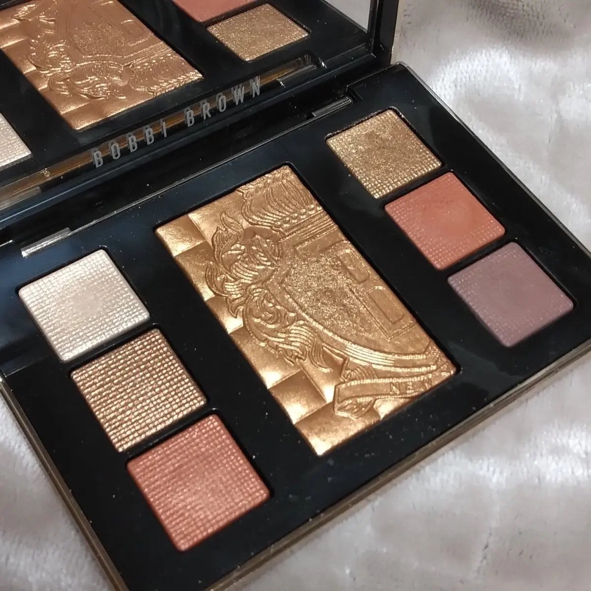 リュクス アイ & チーク パレット/BOBBI BROWN/アイシャドウパレットを使ったクチコミ(1枚目)