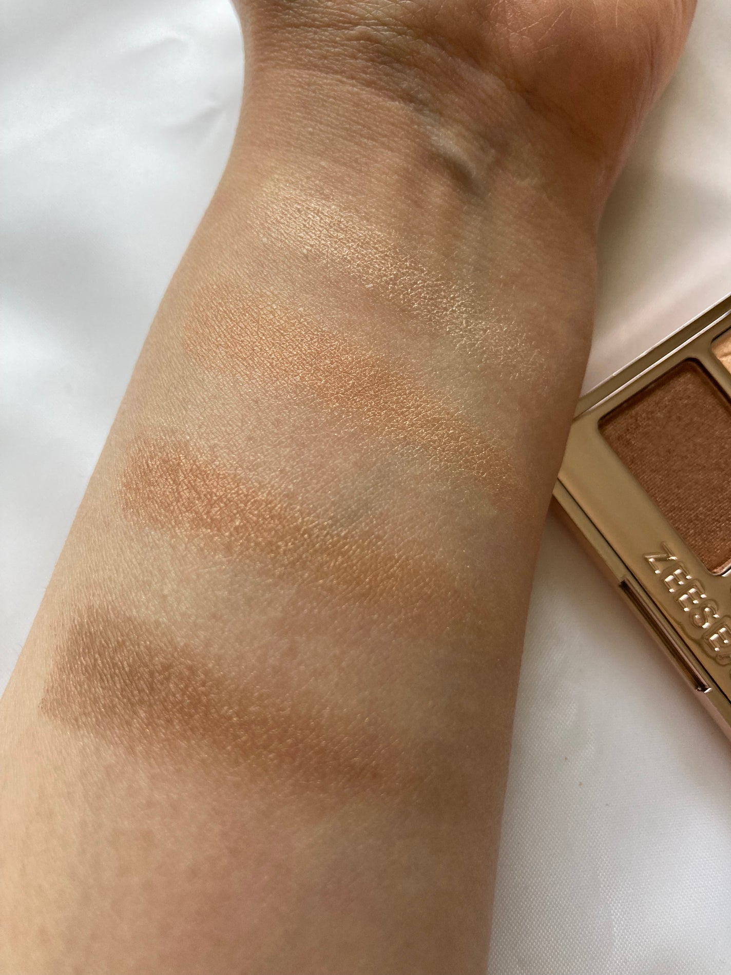 アニマルアイシャドウ(4シェード)/ZEESEA/アイシャドウパレットを使ったクチコミ(4枚目)