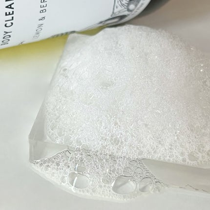 リフレッシングボディソープ(レモン&ベルガモットの香り)/Vitaming/ボディソープを使ったクチコミ(3枚目)