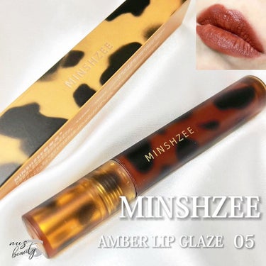 ・

ちょーぜつ可愛いブラウンリップ💄

『MINSHZEE』AMBER LIP GLAZE
カラーは05番を使用しています🤎

めっちゃ好きな色味🤎

塗り心地も滑らかなふわふわテクスチャーで
ロムア