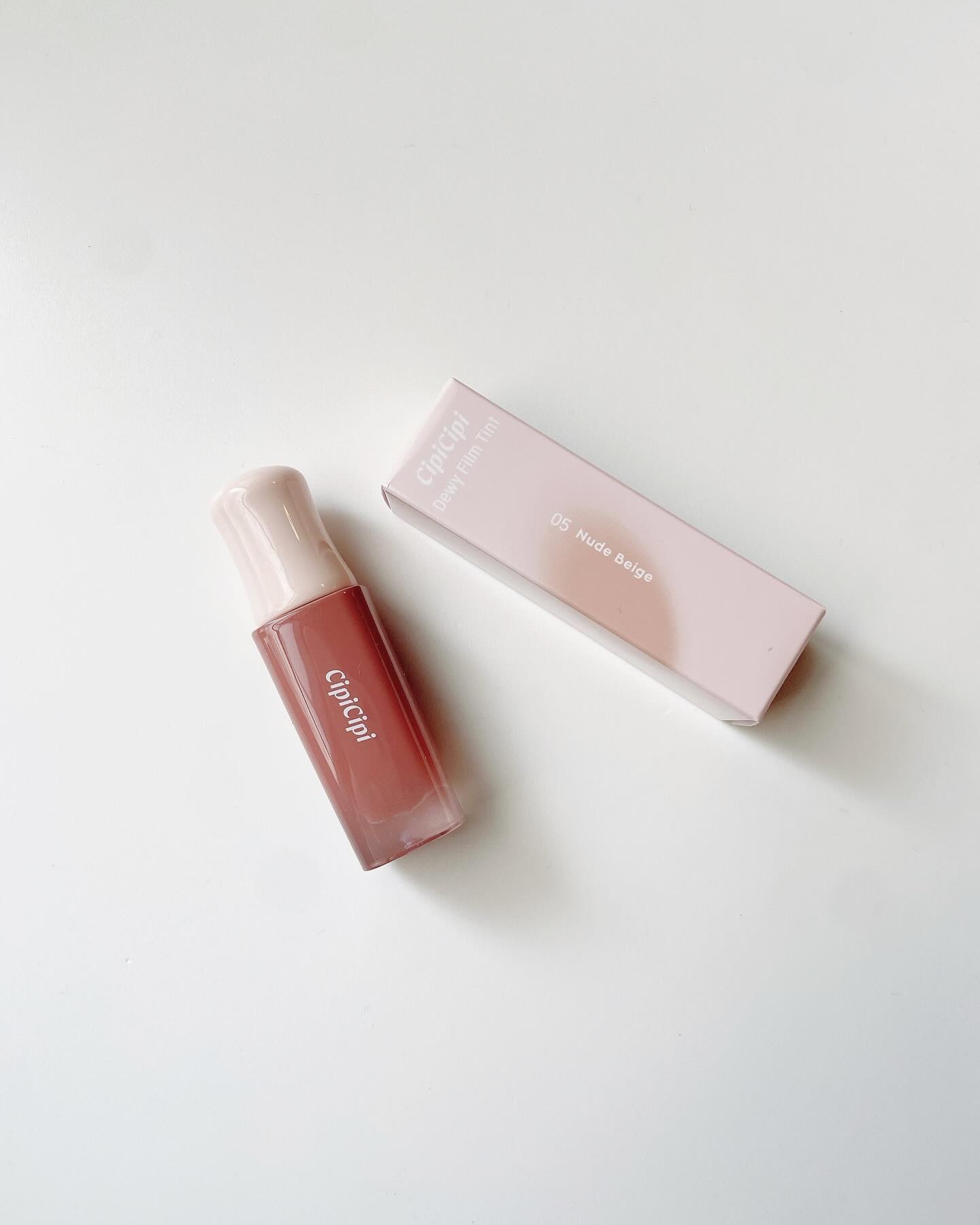 デューイフィルムティント 05 ヌードベージュ/CipiCipi/リップティントを使ったクチコミ（2枚目）
