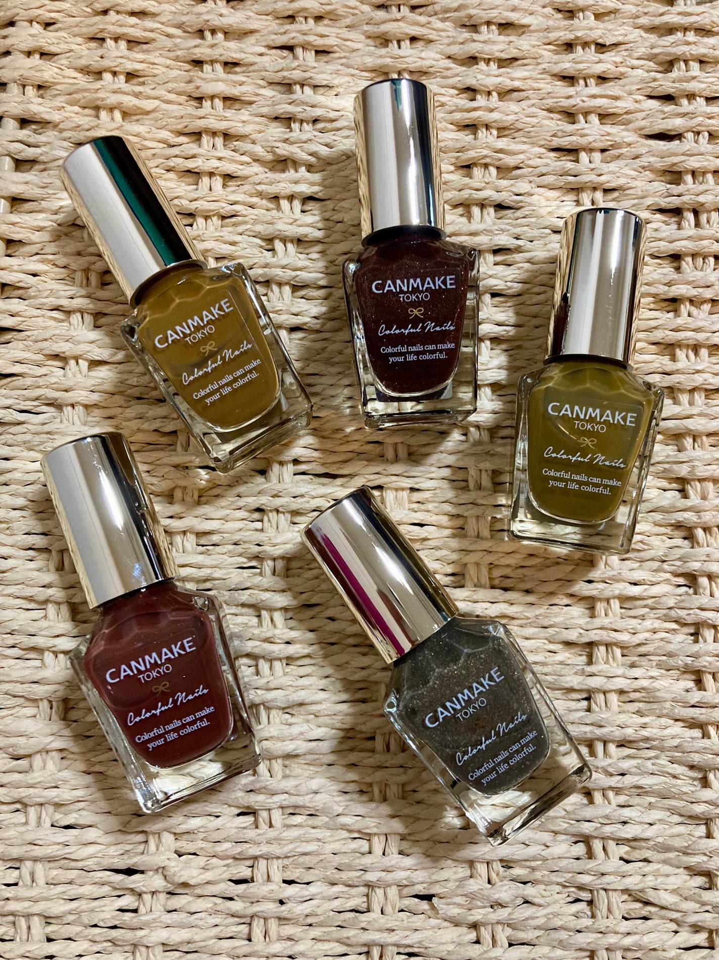 カラフルネイルズ/キャンメイク/マニキュアを使ったクチコミ(1枚目)