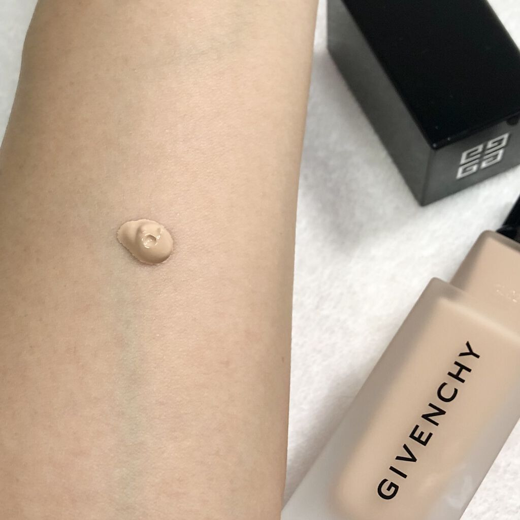 プリズム・リーブル・スキンケアリング・マット/GIVENCHY/リキッドファンデーションを使ったクチコミ（3枚目）