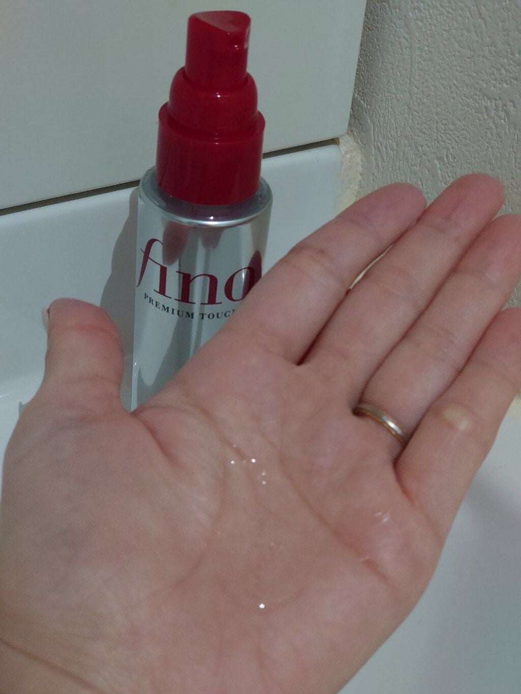 フィーノ プレミアムタッチ 濃厚美容液ヘアオイル/フィーノ/ヘアオイルを使ったクチコミ(4枚目)