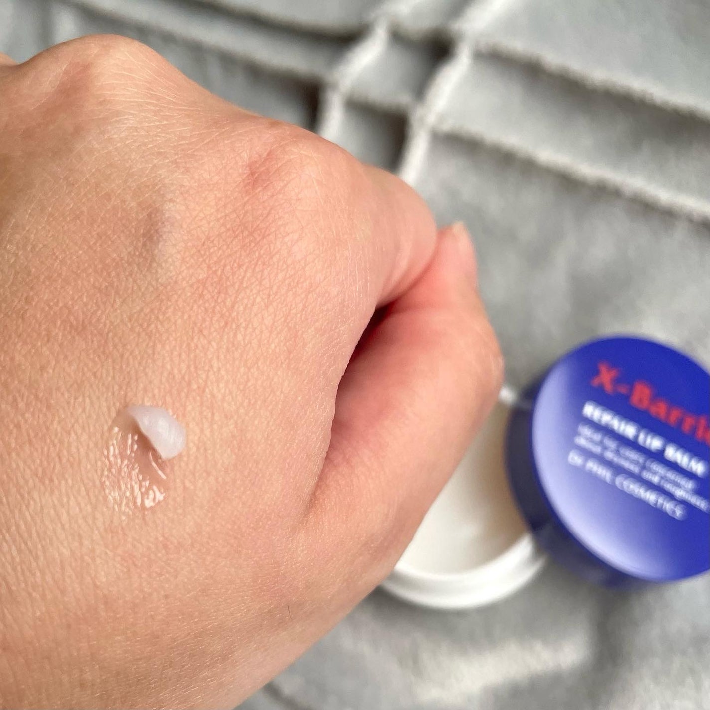 フイルナチュラント エクスバリア リペア リップバーム/ドクターフィルコスメティクス/リップバームを使ったクチコミ(4枚目)