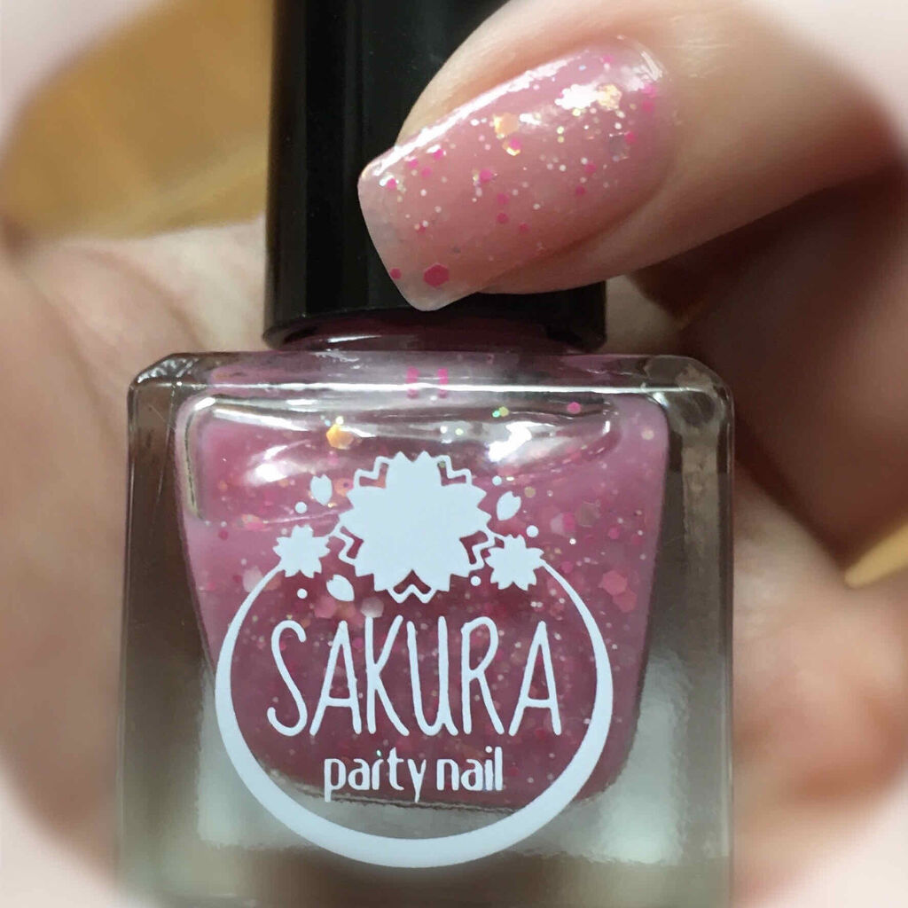 さくらパーティネイル/セリア/マニキュアを使ったクチコミ（2枚目）