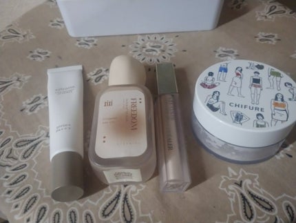 フリーダムリキッドファンデーション/xixi/リキッドファンデーションを使ったクチコミ(1枚目)