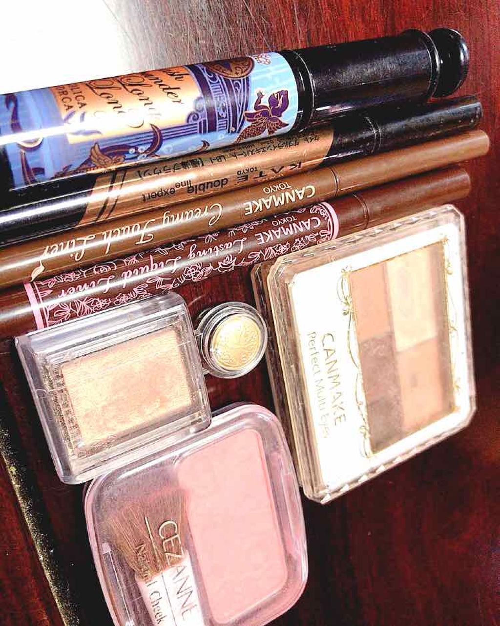 パーフェクトマルチアイズ/キャンメイク/アイシャドウパレットを使ったクチコミ(2枚目)