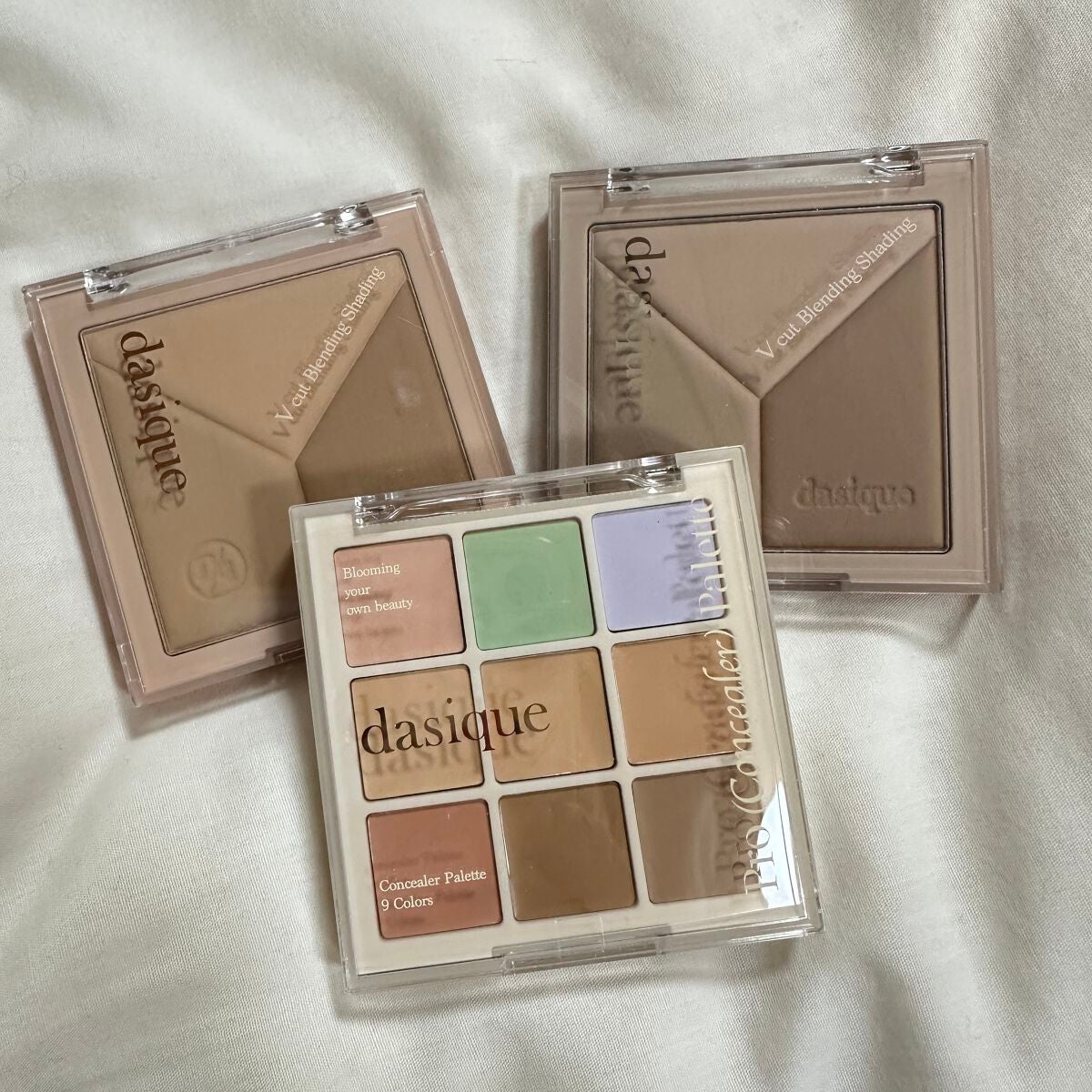 Vカットブレンディングシェーディング/dasique/シェーディングを使ったクチコミ(1枚目)