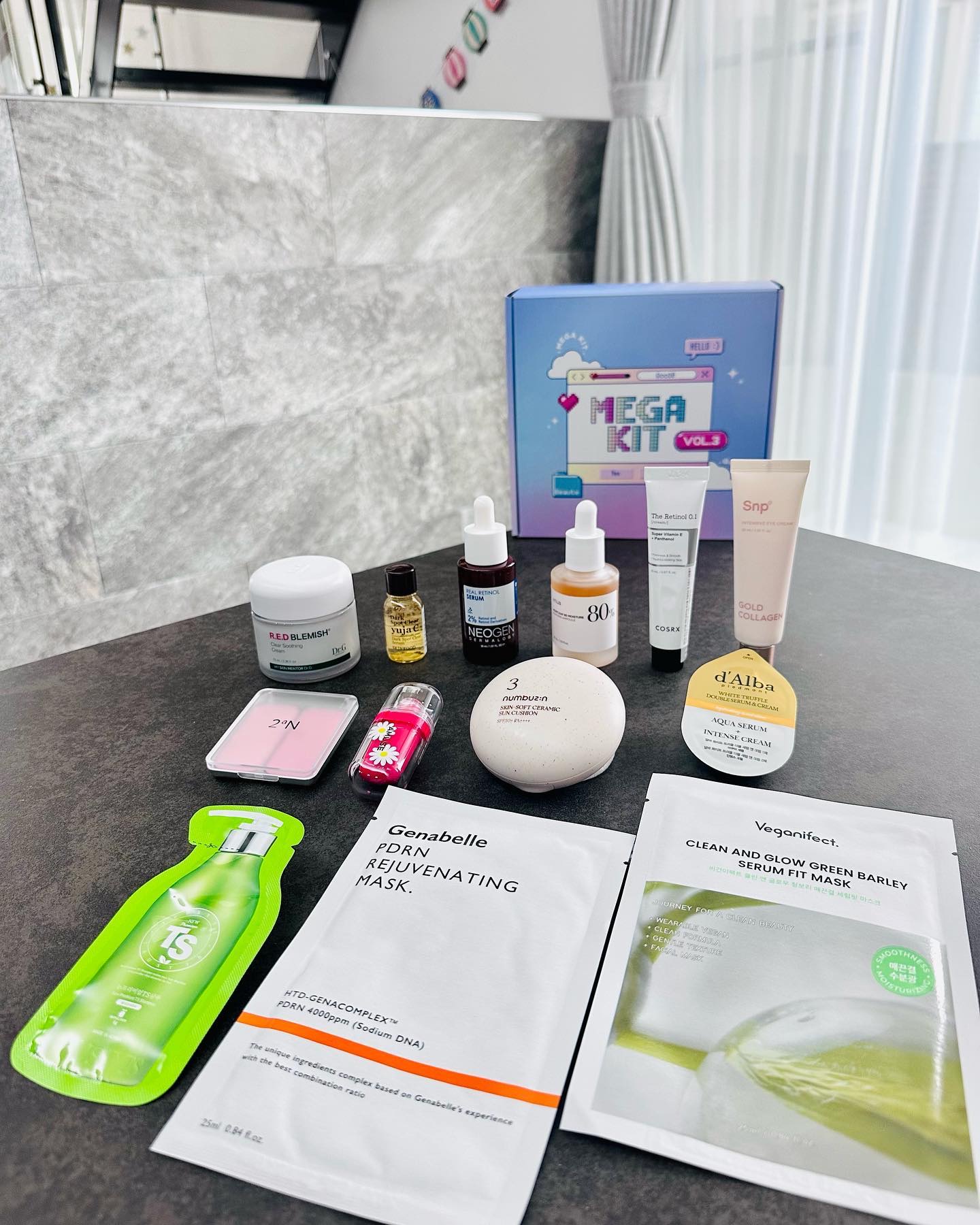 ✨✨✨
𝗤𝗼𝗼𝟭𝟬でおすすめのスキンケア・コスメ商品が沢山
【 𝗠𝗲𝗴𝗮 𝗞𝗶𝘁 𝟮𝟬𝟮𝟯 𝗩𝗼𝗹.𝟯 】届いたよ〜💓
@qoo10.official 
⁡
⁡
10/1(日)0:00〜10/7（土