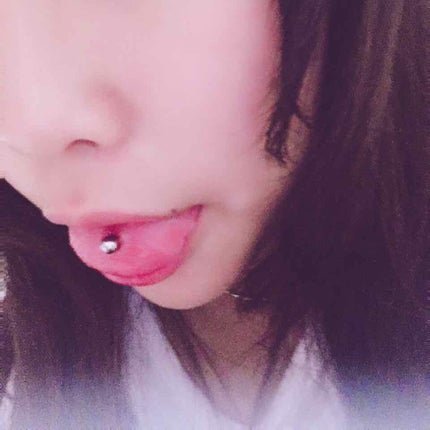 *真白* on LIPS 「今日のニュースってか日記?ピアスとか駄目な人見ないでください⚠..」(2枚目)