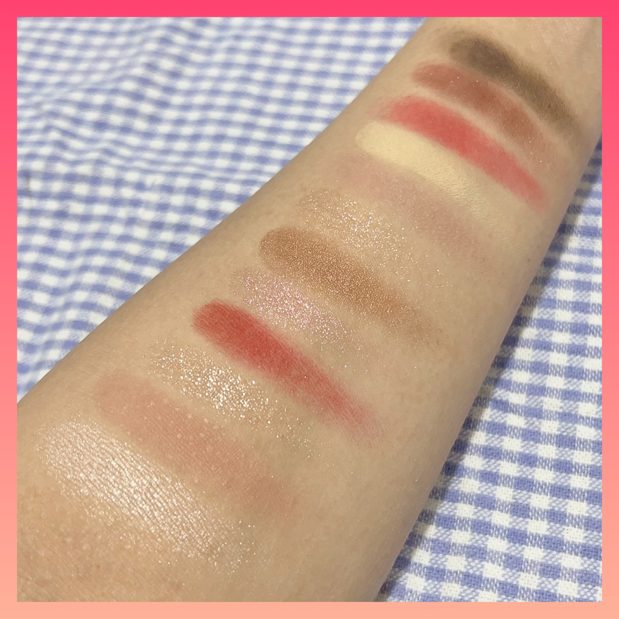 エクスプローラ12色 動物アイシャドウパレット 花兎(ラッキーラビット)/PERFECT DIARY/アイシャドウパレットを使ったクチコミ（3枚目）