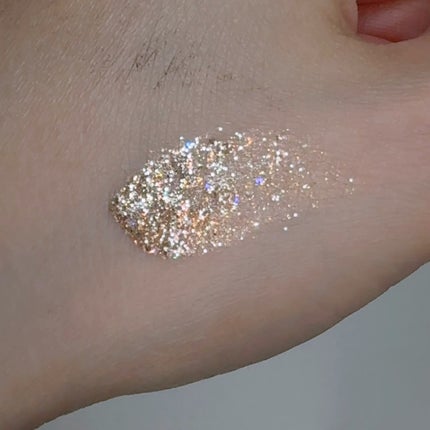 ダズルシャドウ リキッド/M・A・C/リキッドアイシャドウを使ったクチコミ(2枚目)