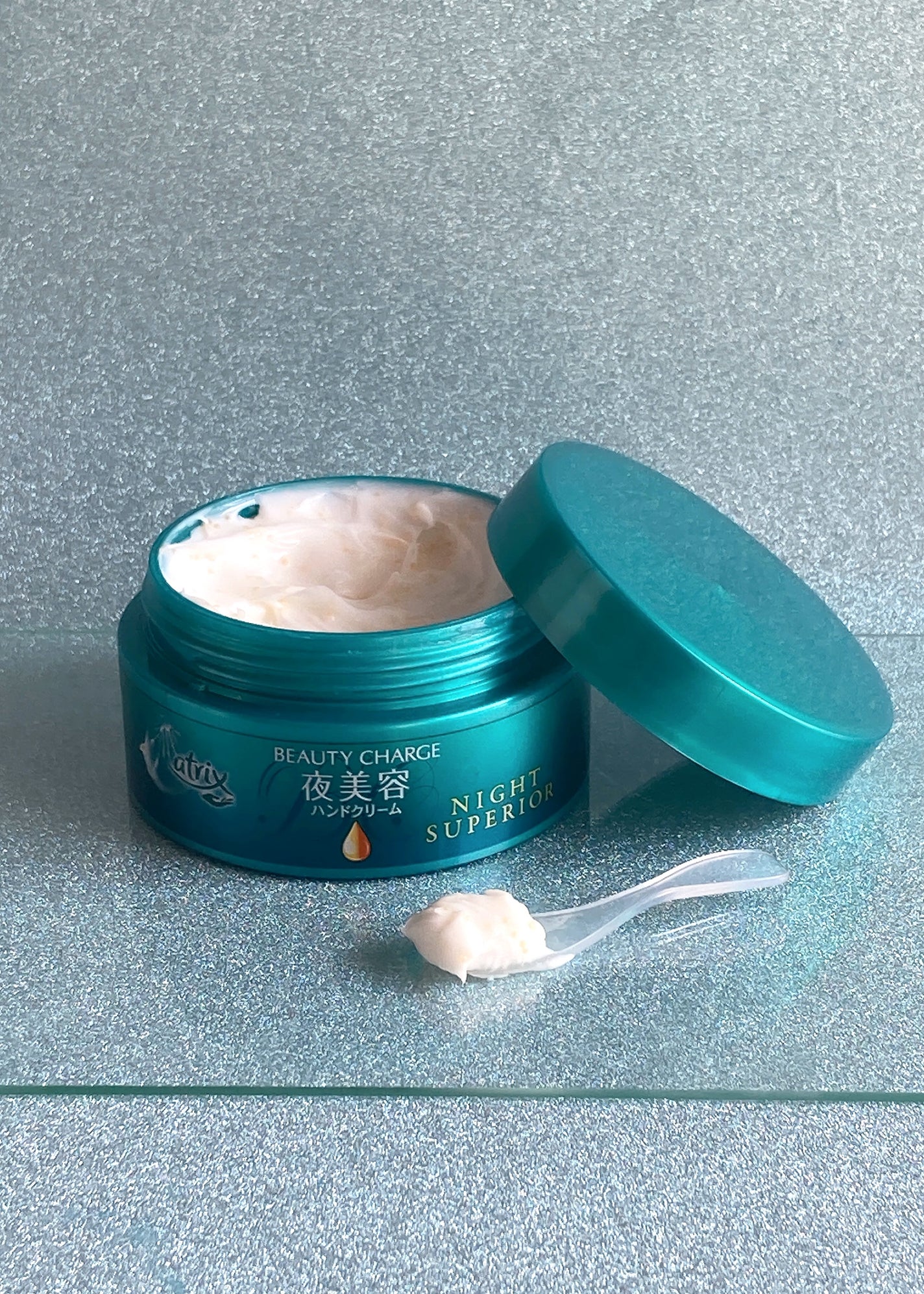 ビューティーチャージ ナイトスペリア/アトリックス/ハンドクリームを使ったクチコミ(4枚目)