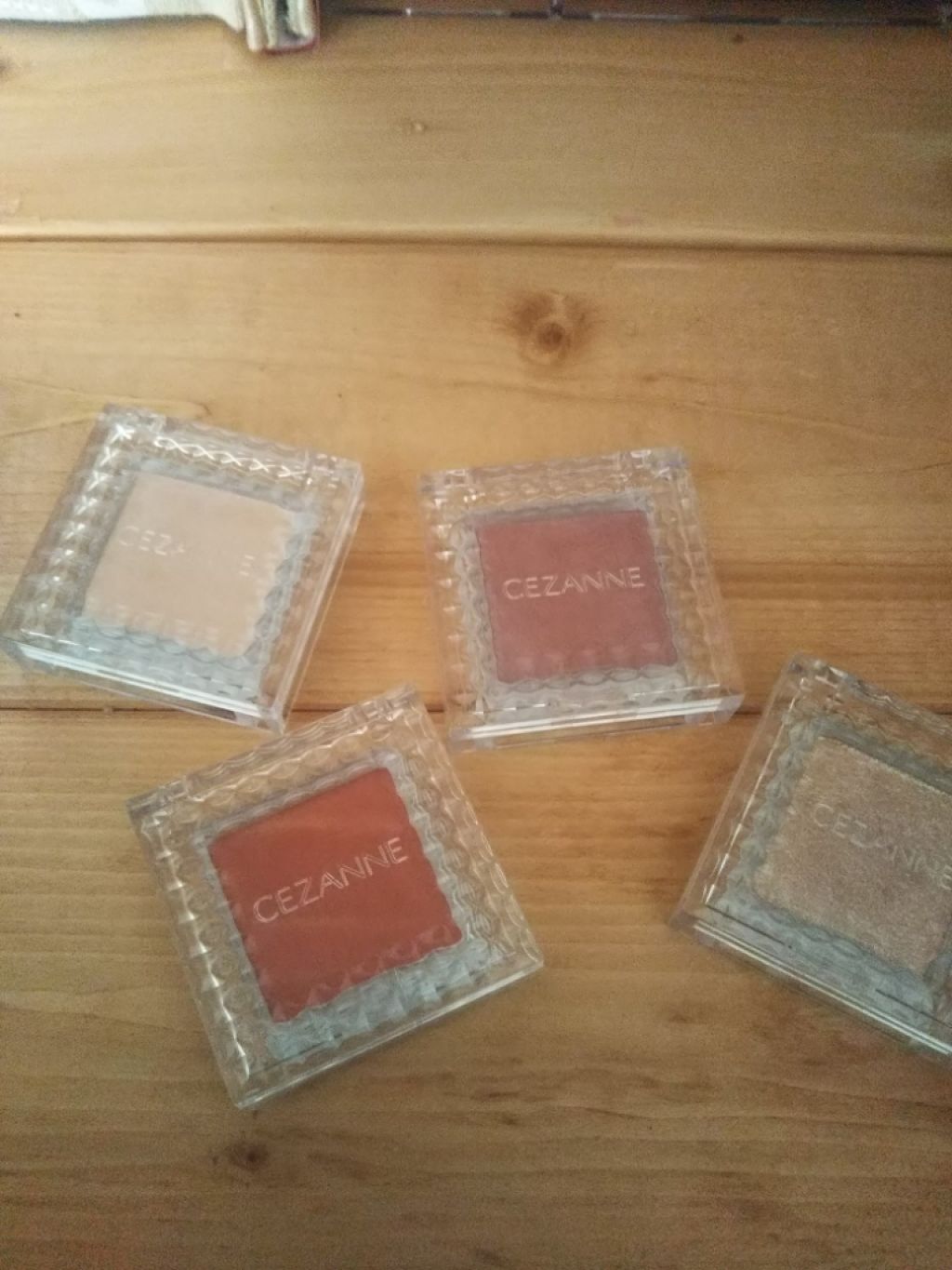 シングルカラーアイシャドウ/CEZANNE/単色アイシャドウを使ったクチコミ(1枚目)