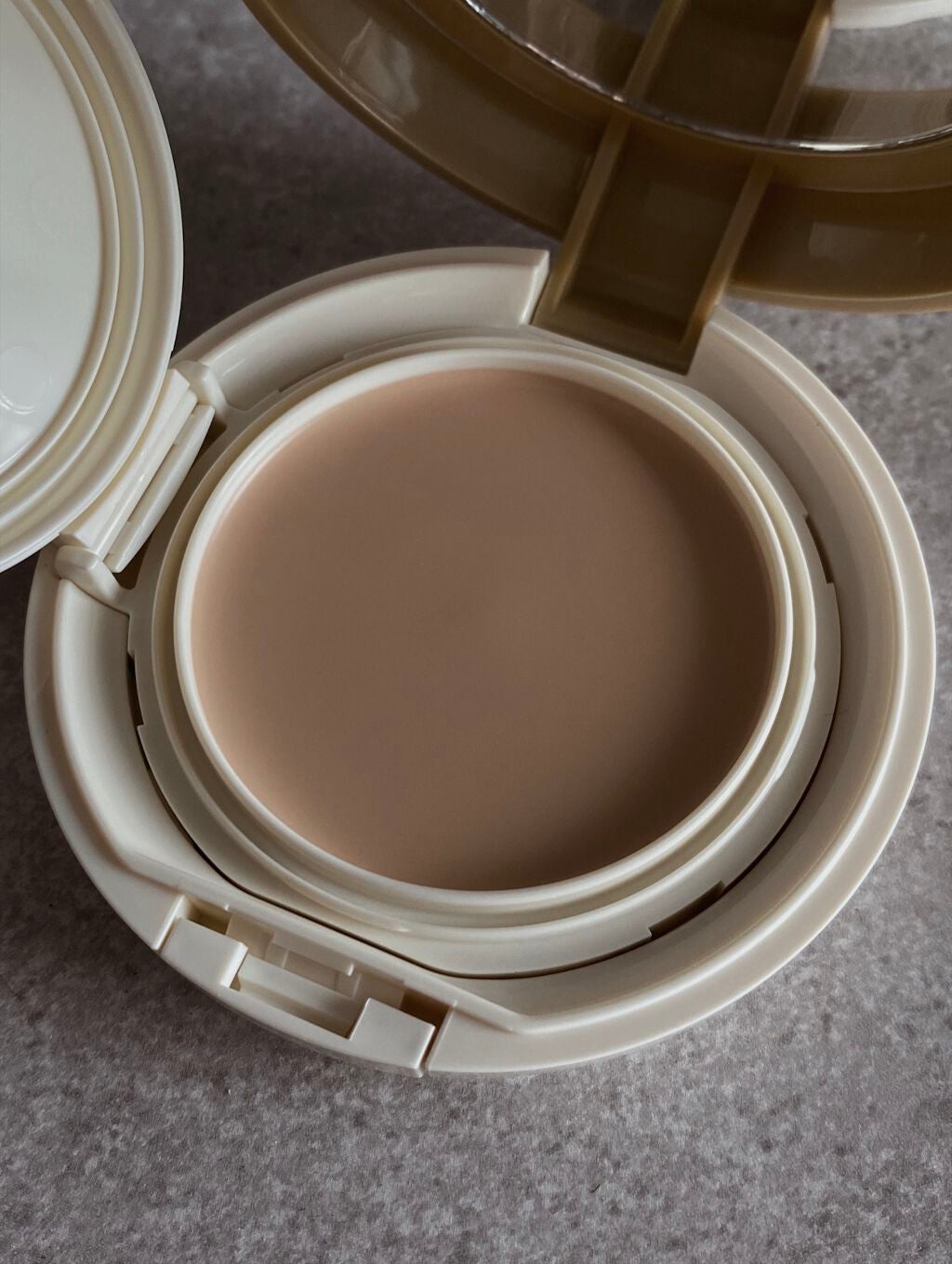 オールインワン ビューティーパクト/アネッサ/クリーム・エマルジョンファンデーションを使ったクチコミ(3枚目)