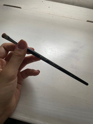 Ancci brush ebony 21のクチコミ「ちくちくしない涙袋用ブラシ😈♡

涙袋が全くない女になくてはならないツールです。
ちくちくせず.....」（1枚目）