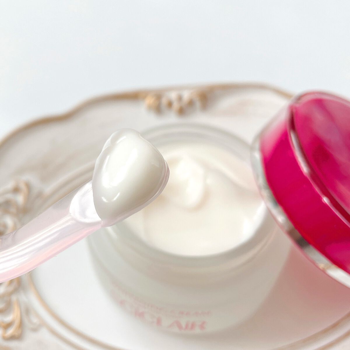 haru on LIPS 「サイクレアー ホワイトニングクリーム☑︎保湿成分トレハロース..」(4枚目)