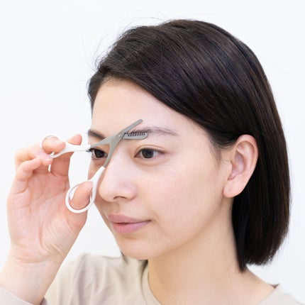 眉スキハサミ/貝印/その他化粧小物を使ったクチコミ(3枚目)