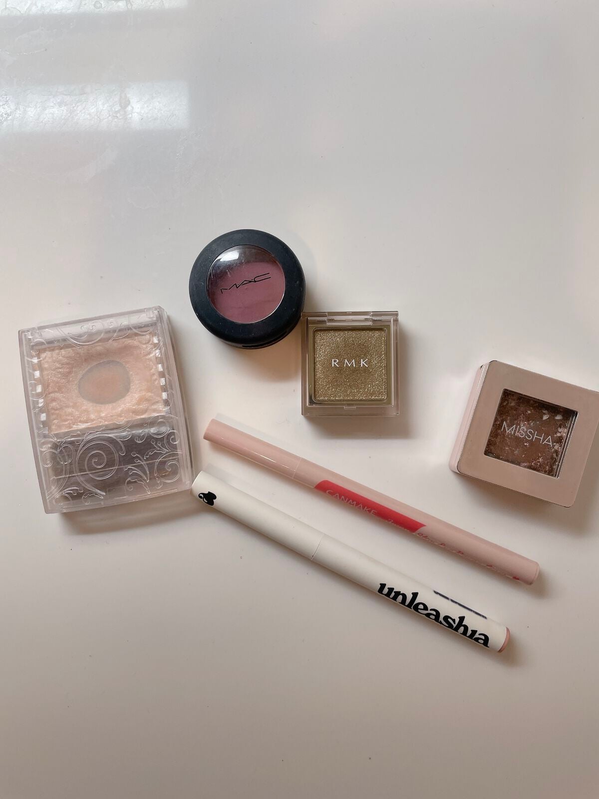 パールグロウハイライト/CEZANNE/パウダーハイライトを使ったクチコミ(3枚目)