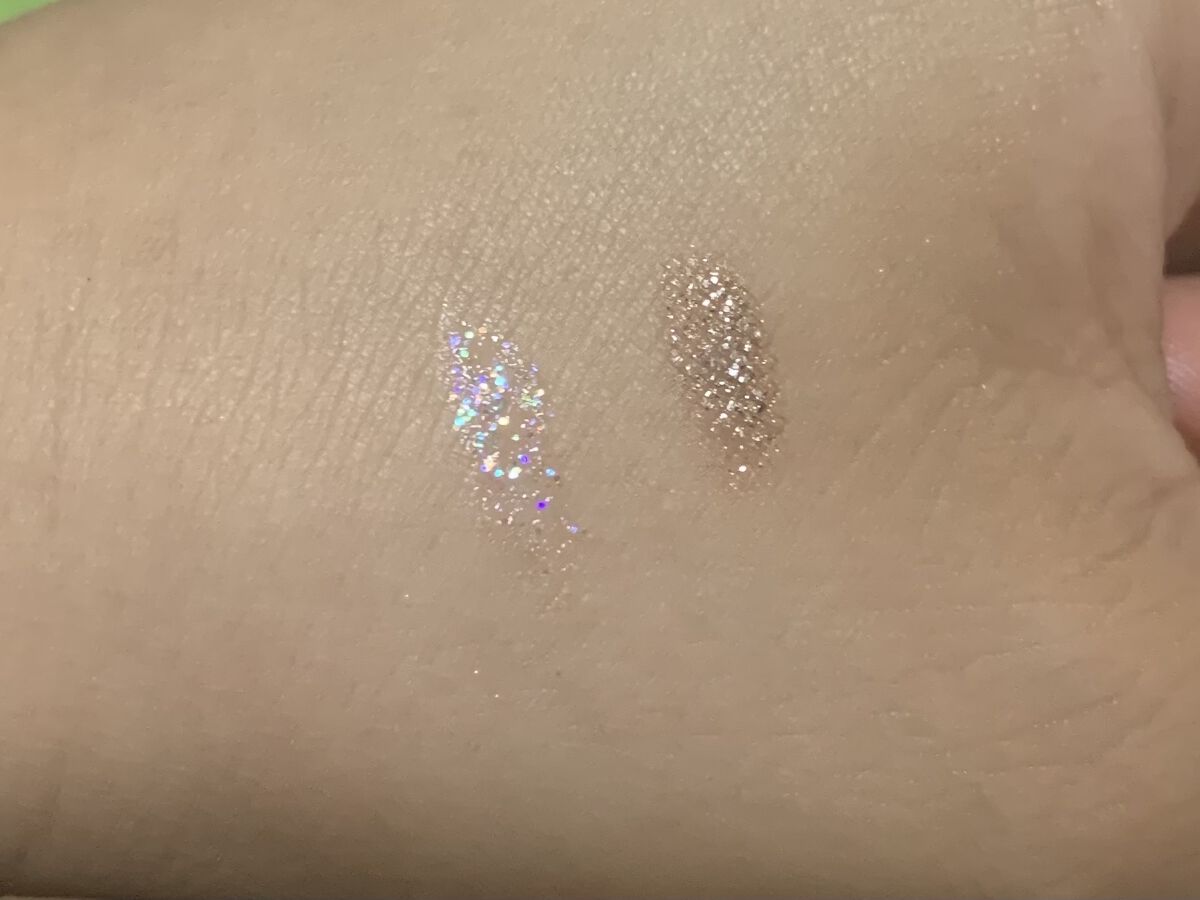 トゥインクル グリッター 3 ホログラム/innisfree/リキッドアイライナーを使ったクチコミ（2枚目）