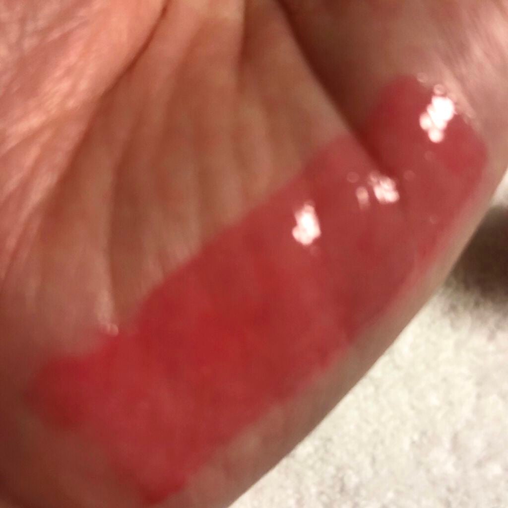 カメリア リリーフ リップオイル/innisfree/リップグロスを使ったクチコミ(3枚目)