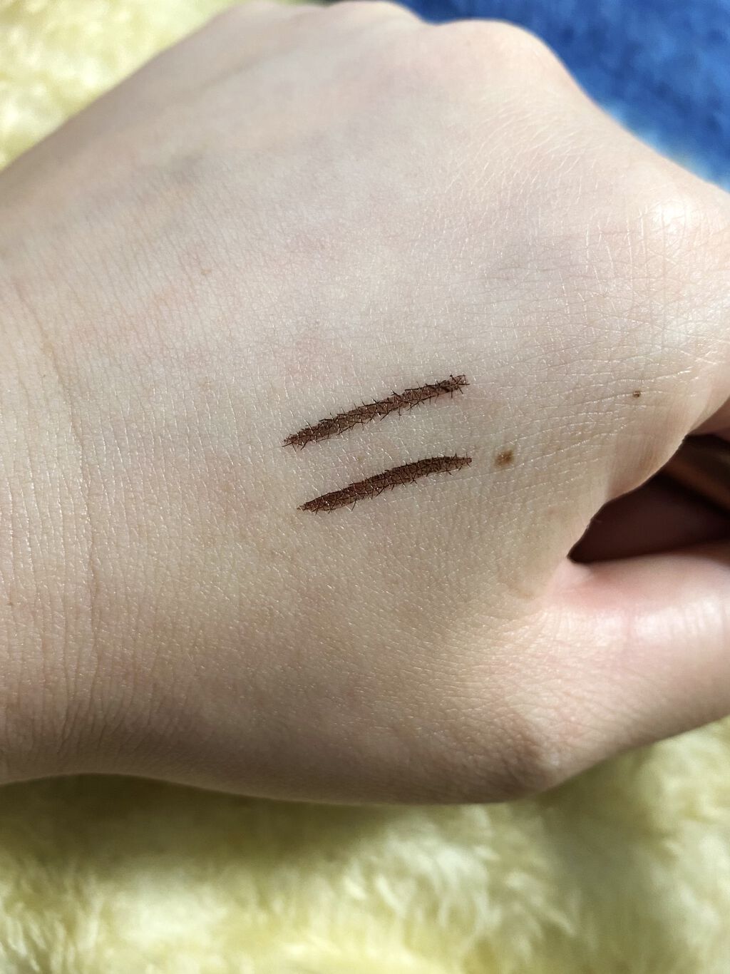 スキルレスライナー/LUMIURGLAS/リキッドアイライナーを使ったクチコミ（2枚目）