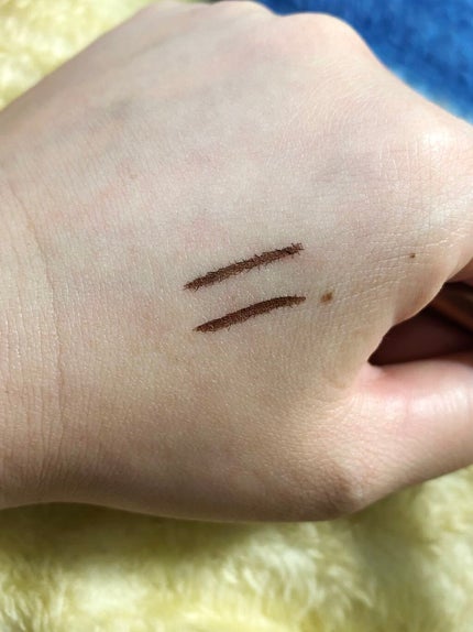 スキルレスライナー/LUMIURGLAS/リキッドアイライナーを使ったクチコミ(2枚目)