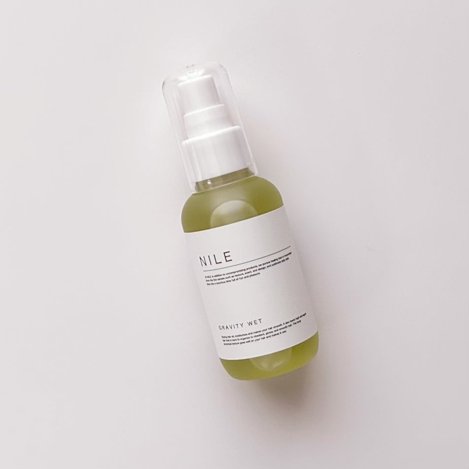 スタイリングオイル ヘアオイル 濡れ髪ウェット グラビティウェット アップルフラワー/NILE/ヘアオイルを使ったクチコミ(1枚目)