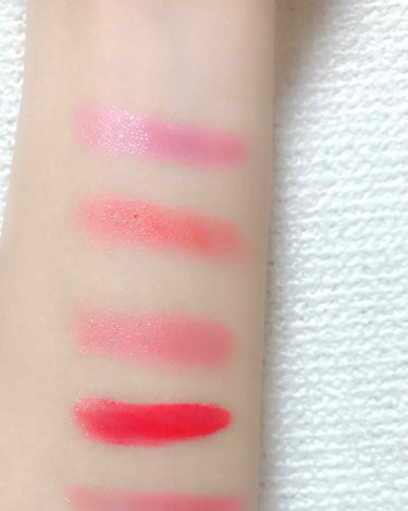 赤リップおススメ５選！！💄💋💋(ブルベ用、イエベ用あり)
画像上から、
①スキンフード ジェリーティントリップ
②ミシャ マジカルティント 2018
③キャンメイク ステイオンバームルージュ12
④ロレ