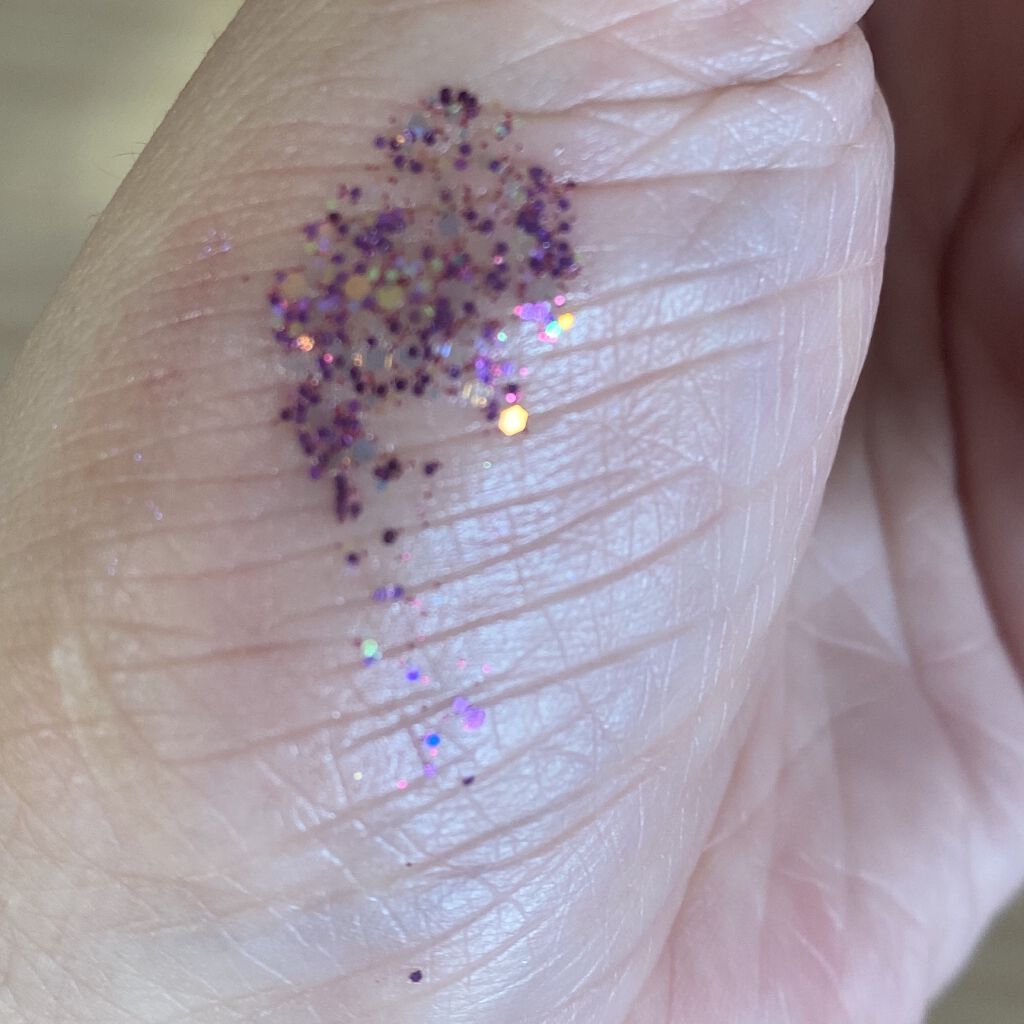 URGLAM　GLITTER GEM パープル/U R GLAM/ジェル・クリームチークを使ったクチコミ（2枚目）