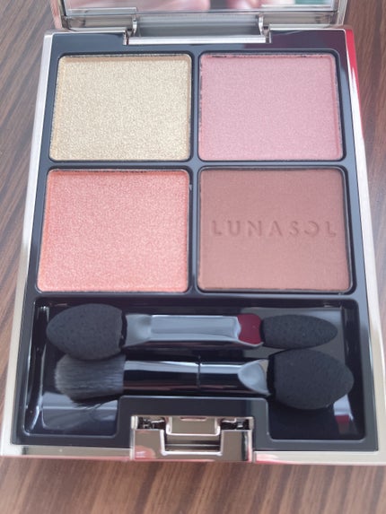 アイカラーレーション/LUNASOL/アイシャドウパレットを使ったクチコミ(2枚目)