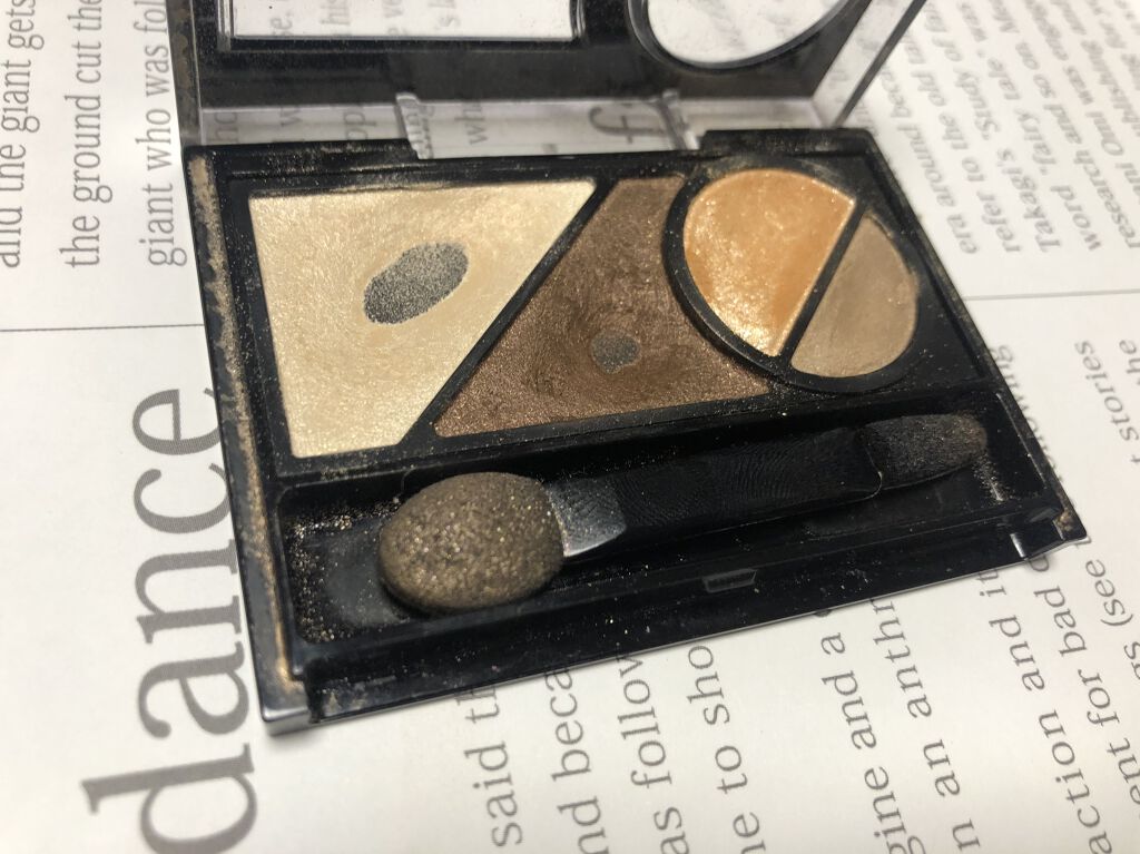 スモーキーラウンドアイズ/KATE/アイシャドウパレットを使ったクチコミ（2枚目）