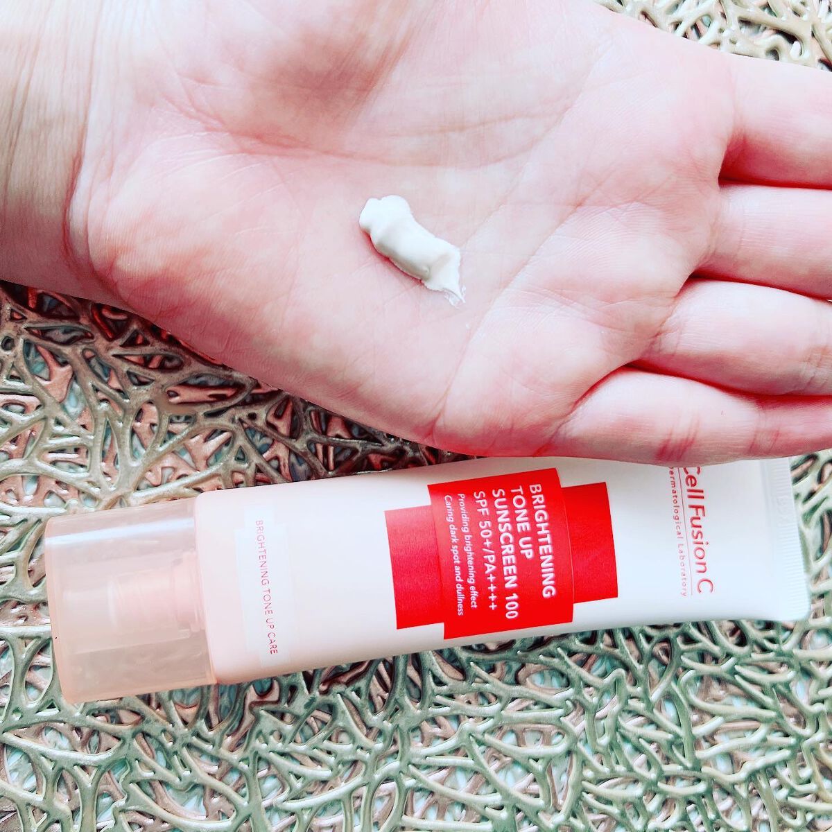 トーニングサンスクリーン100/Cell Fusion C(セルフュージョンシー)/日焼け止めクリームを使ったクチコミ(4枚目)