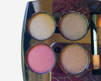 レ キャトル オンブル/CHANEL/アイシャドウパレットを使ったクチコミ(2枚目)